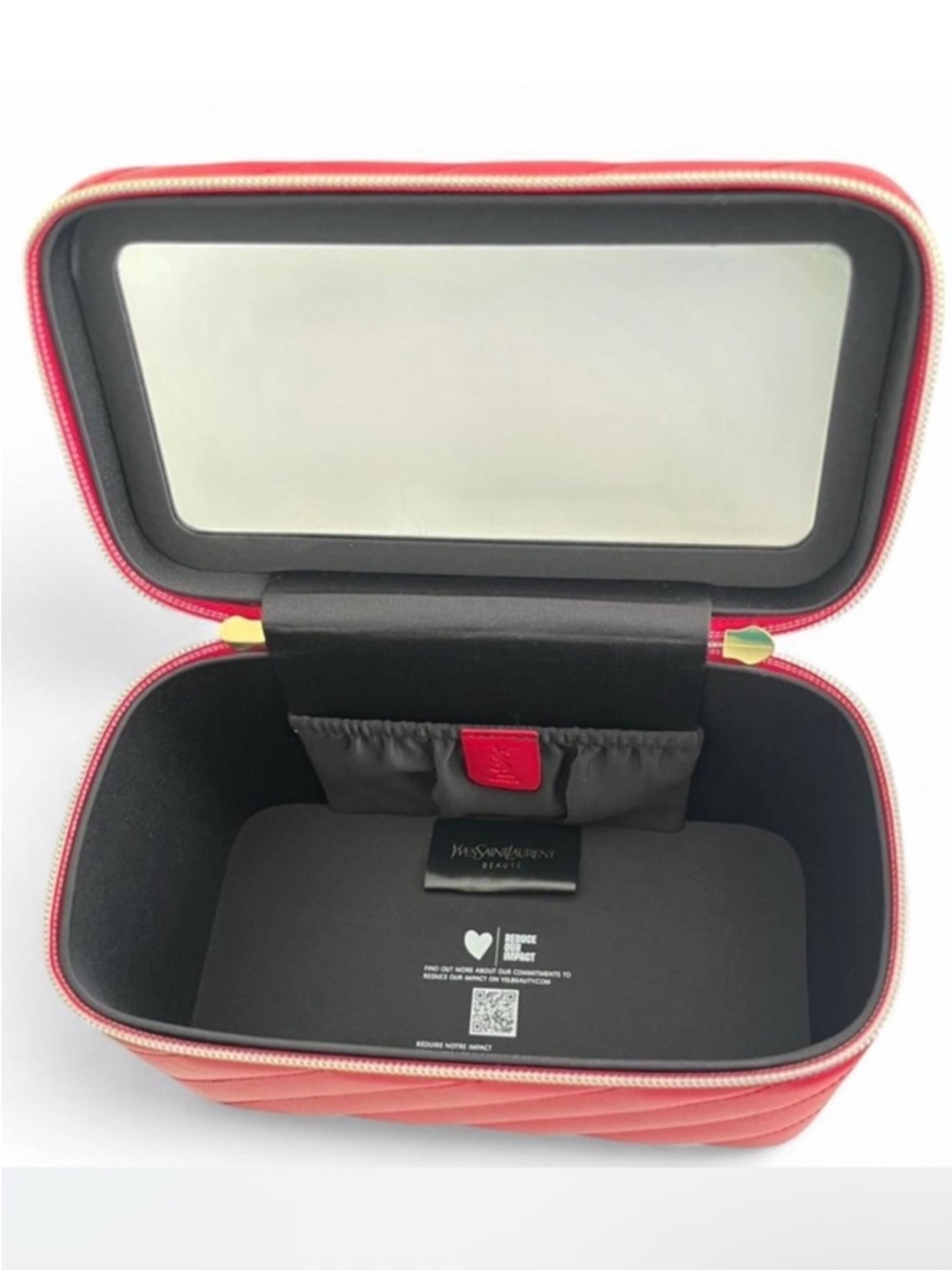 NEW Yves Saint Laurent Beauty QUILTED TRUNK VANITY CASE ⭐️ - Picture 8 of 13